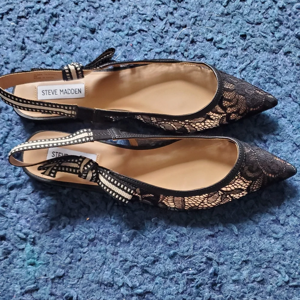 Steve Madden Black Lace Pointed Slingback Flats - Picture 2 of 11